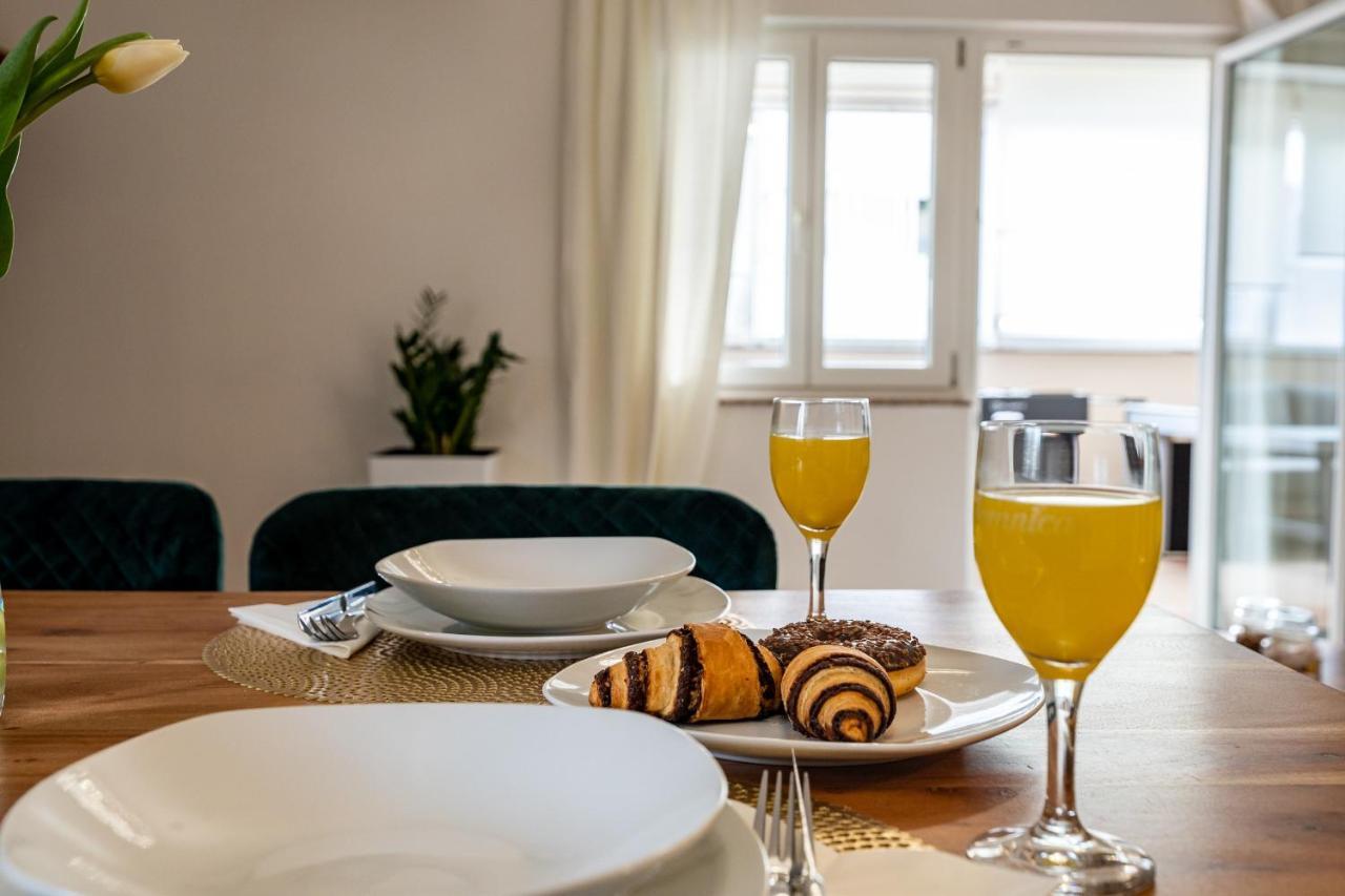 Elegant Two Bedroom Apartment 자다르 외부 사진