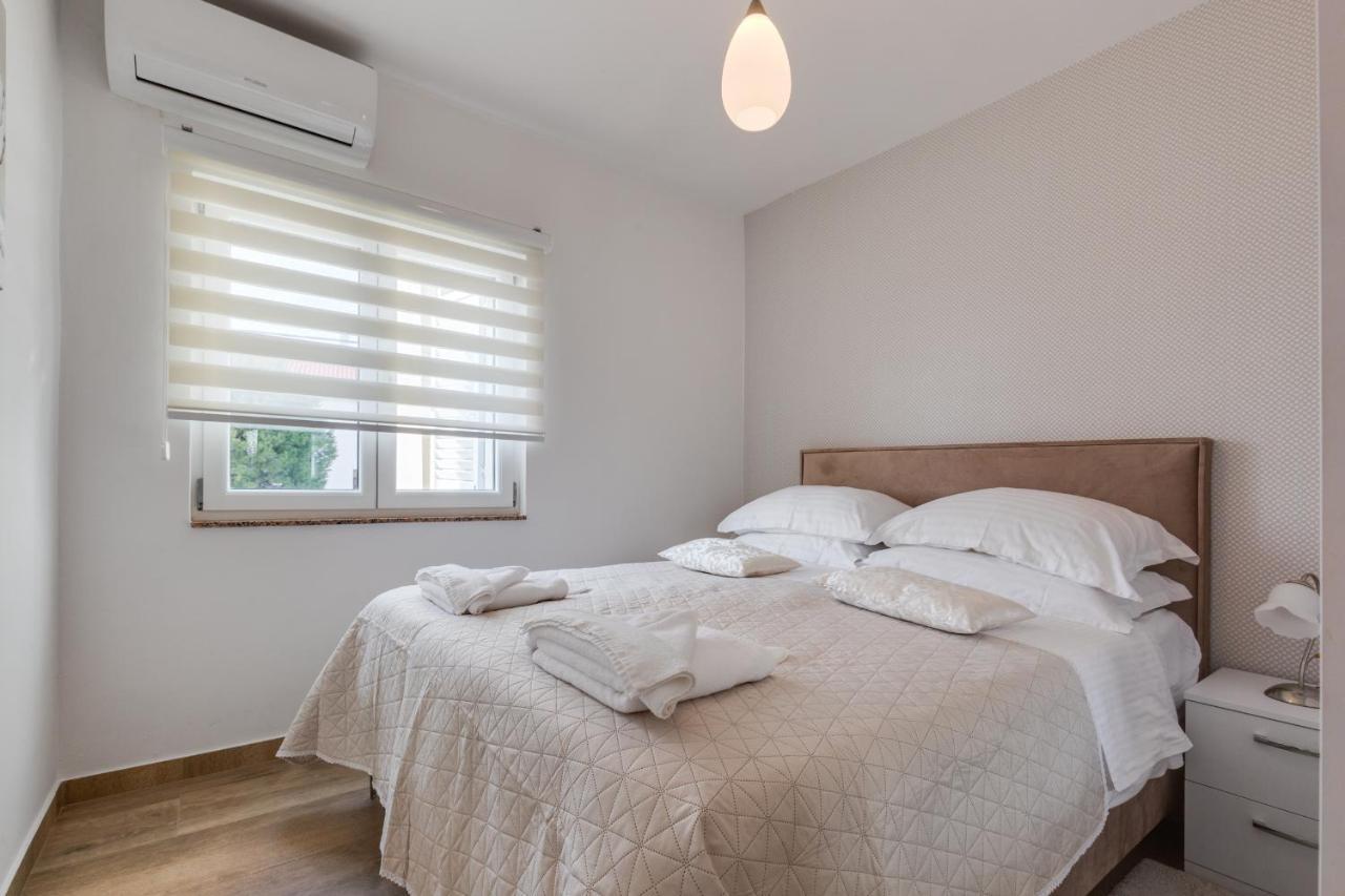 Elegant Two Bedroom Apartment 자다르 외부 사진